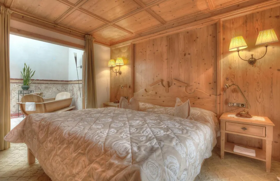 Hotel Fanes-1